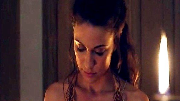 Муж позволил своей замужней женщине заняться с богатым человеком жестким сексом с чернокожим парнем