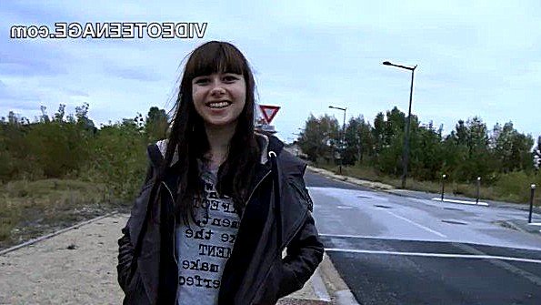 Великолепная красотка готова к жесткому сексу с богатым человеком