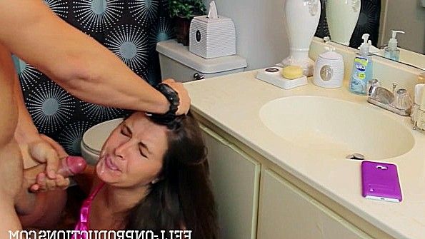 Актеры помогают мисс получить варварский секс