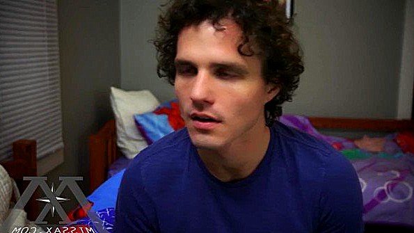 Чернокожий парень успешно засунул свой член в задницу девушки