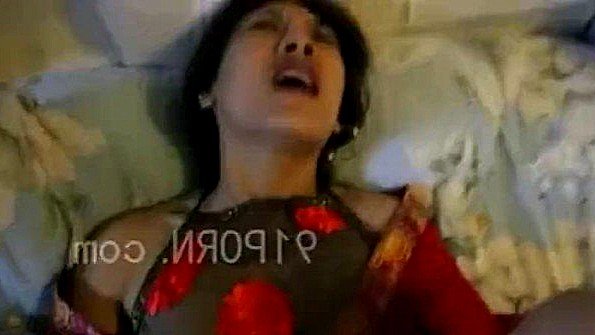 Я привязываю свою девушку и заставляю ее заниматься сексом