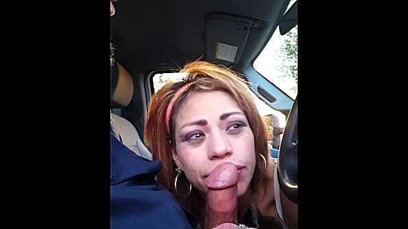 Девочка позволила своему отцу-мужчине засунуть свой член в её пизду, как у Генри Свита