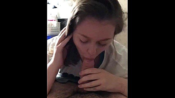 Кокетливая неряха устраивает крутой пир