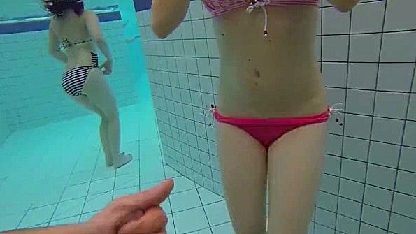 Сексуальный врач готов вылечить с помощью секса