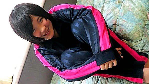 Какое платье, по-вашему, мне следует надеть на политическую вечеринку?