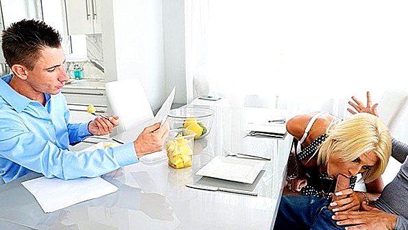 Сестренка: Я не нравлюсь парням! кровный брат: Я покажу тебе, как понравиться парню