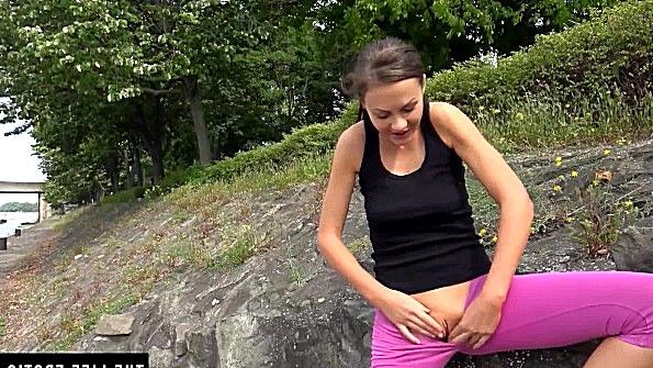 Спрячьте фотоаппарат, запечатлейте, как кровный брат и сестра занимаются сексом