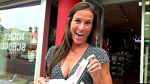 Мисс желание мастурбировать на пляже