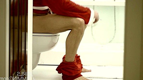 Большой сыщик поможет взрослой чернокожей женщине получить кайф