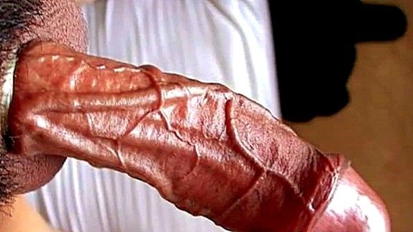 3 синие девушки греются и сосут член парня