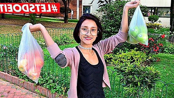 Три толстые женщины одновременно занимаются мастурбацией