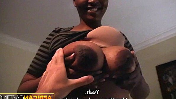 Лесбиянки устраивают садомазохистскую групповую оргию на даче