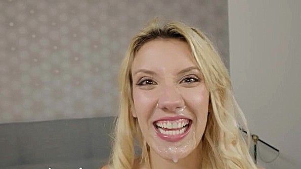 Мужик трахает сучку до тех пор, пока она окончательно не истощится