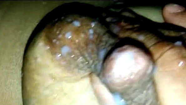 Синяя сука занималась сексом с мужчиной