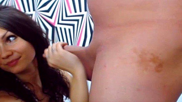 Я спала с парнем и получила сперму, подрочив ему