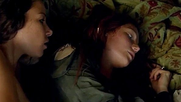 Массажист трахает пышногрудую взрослую женщину и доставляет ей удовольствие