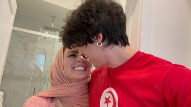 Теоретический обзор японской порнографии в сборнике извращенного секса