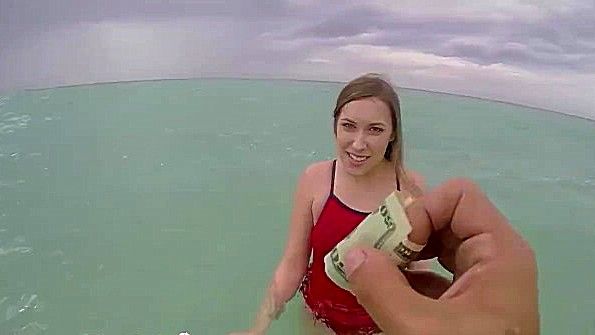 Неряхи набрасываются на привлекательность друг друга в паре